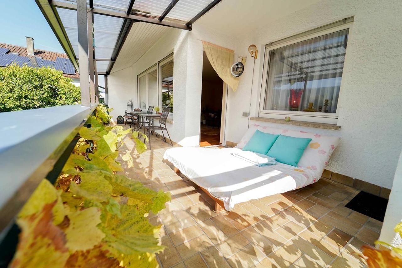 Ferienwohnung Im Haus Lotus Mit Grossem Balkon Und Garten Bad Urach Exteriér fotografie