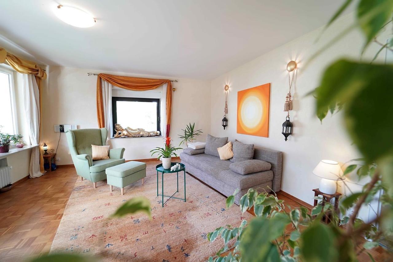 Ferienwohnung Im Haus Lotus Mit Grossem Balkon Und Garten Bad Urach Exteriér fotografie